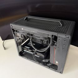 Micro ATX Gaming PC RTX 5070 