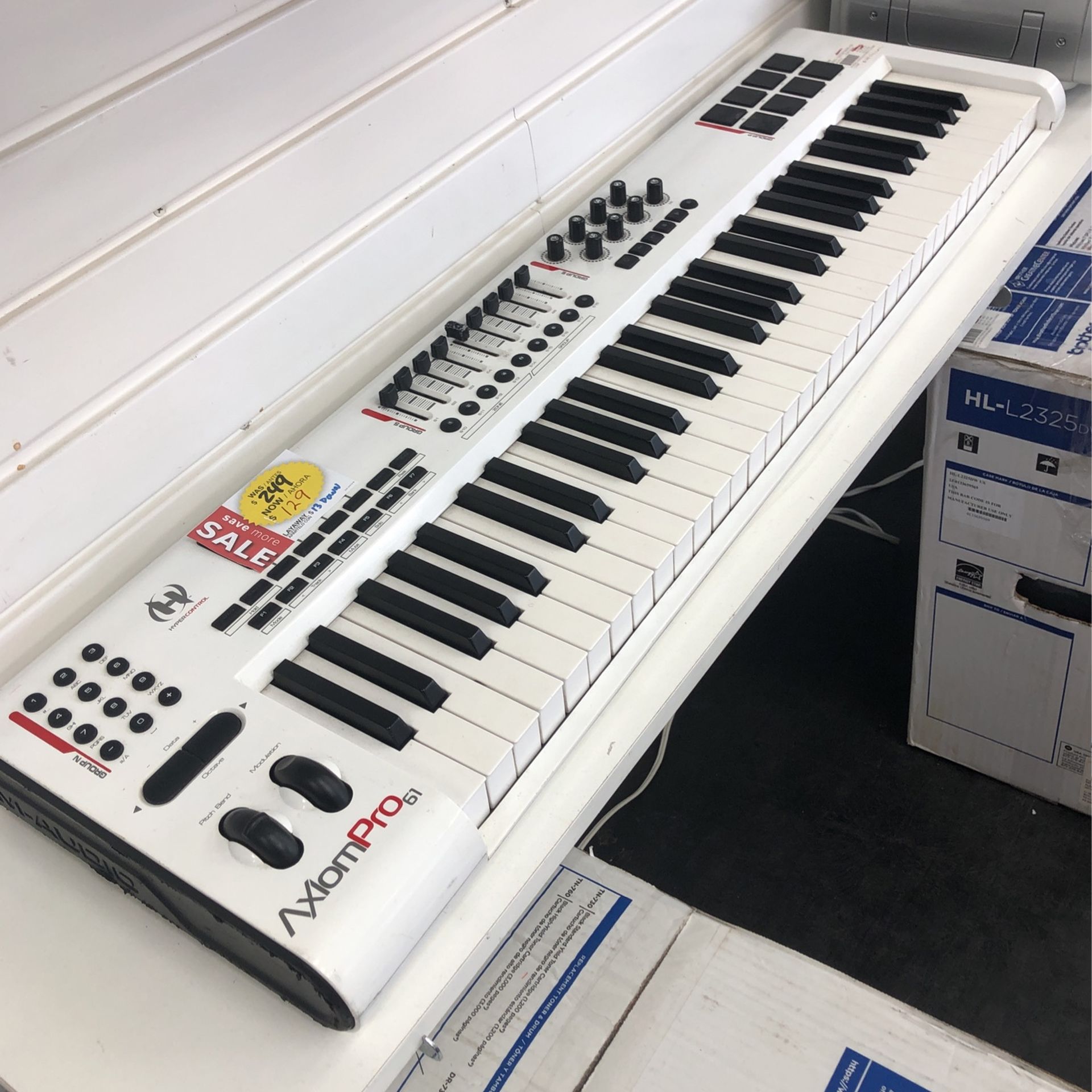 KEYBOARD MAUDIO MODEL #AXLOM PRO61