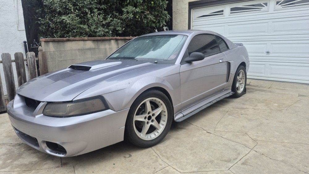 1999 Ford Mustang