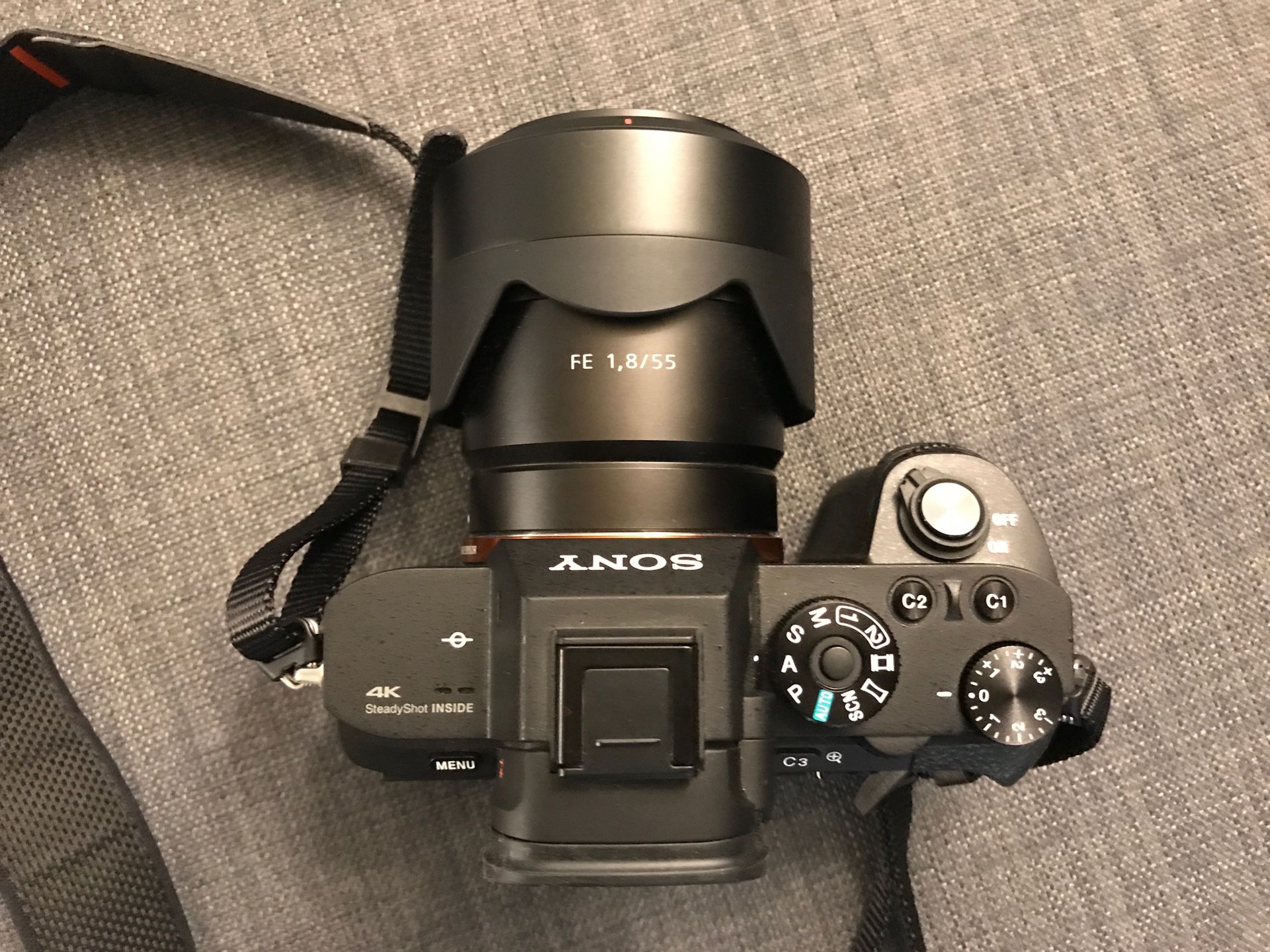 Sony a7R ii with lens, mint condition (only 8k from 500k clicks)