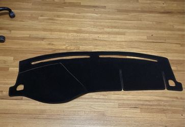 2003 Honda Accord DX Dash Mat $10