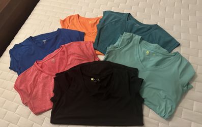 6 Women T-Shirts  Size M