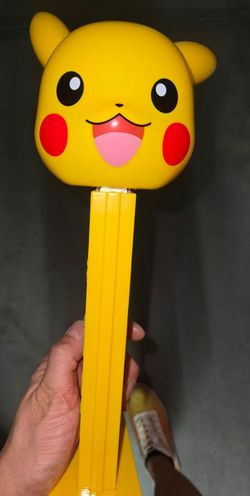 Pokemon pez giant
