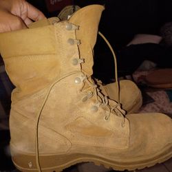 Military Boots And Bag 