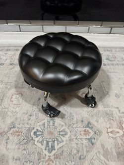 Brand New** Rolling Stool For Garage, Hobbies, Mechanic, Yardwork, And More