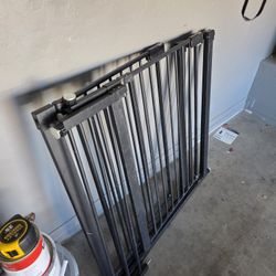 Doggy/child Gates