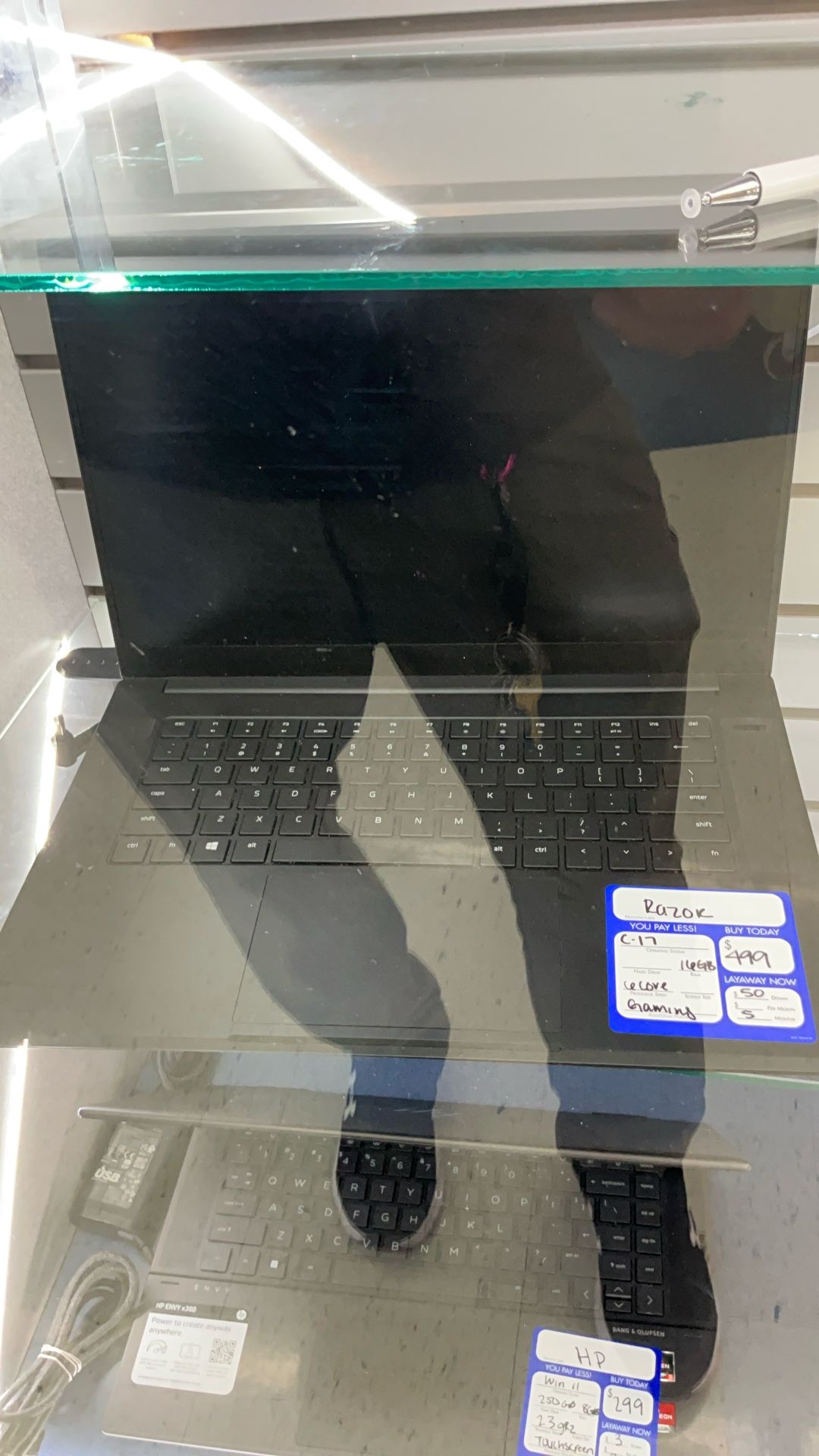 Razor C-17 Gaming Laptop