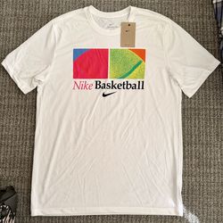 NWT Nike basketball Tshirt
