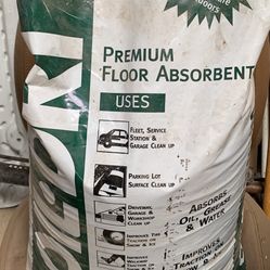 NEW 40lb Bag Of Oil Dri for leaks and more.