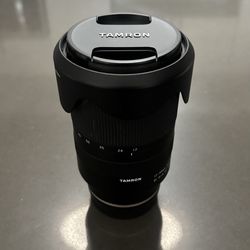 Tamron 17-70mm f/2.8 Di III-A VC RXD (Sony E Mount) – Like New