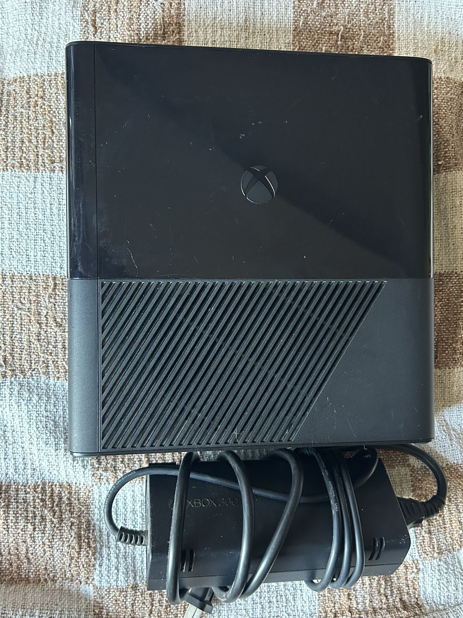 Original Xbox 360 - Good Working Condition! - $60 👾🎮