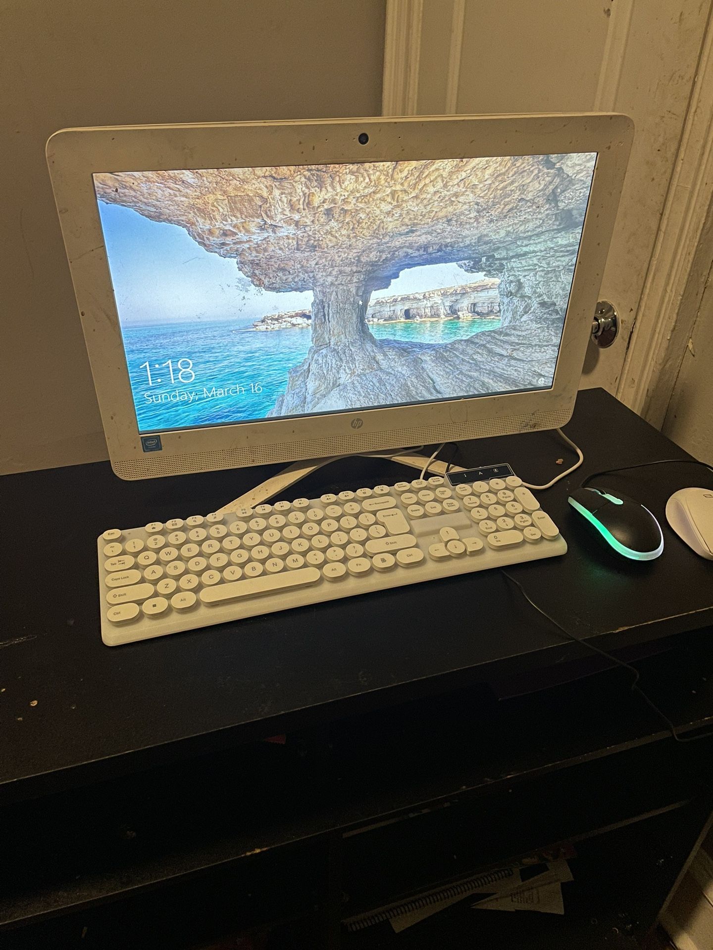 Used Hp Computer Works Good No Various