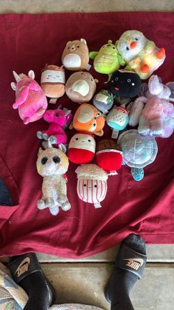 Squish mellow Plushies
