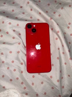 Apple iPhone 14 in Red