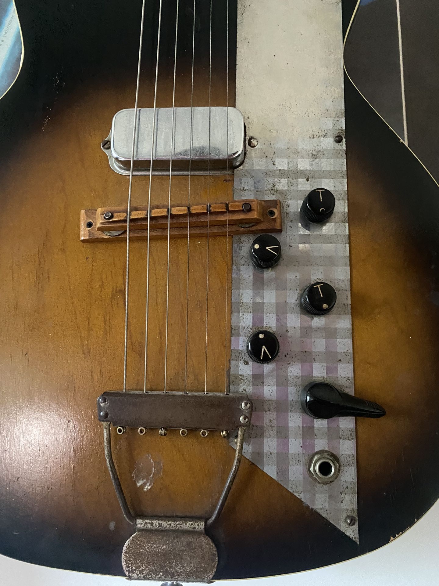 Kay value leader 2 pickup sunburst Vintage 60's Electric Guitar