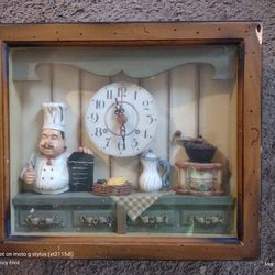 Antique Kitchen 3-D Baker Clock