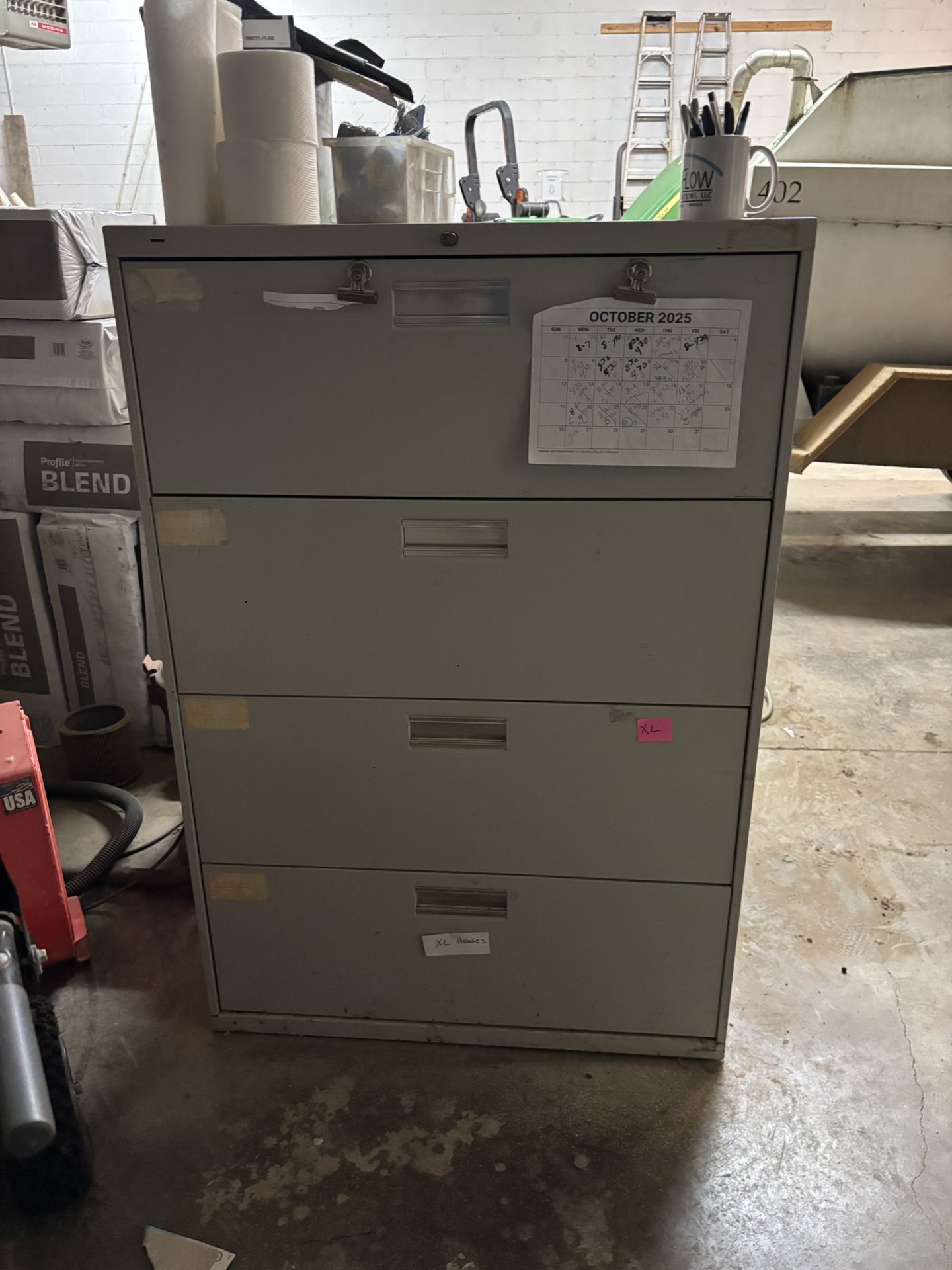 Free Furniture. Must Pick Up (Dublin Area-Off Avery Rd