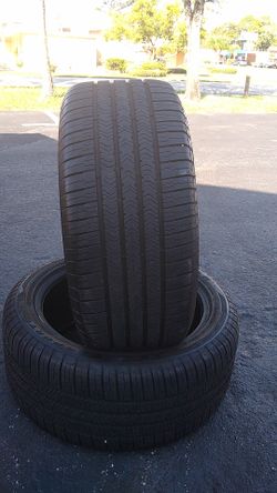 2 high tread 285/40/20 good year eagle sport