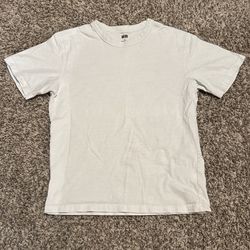 12 Uniqlo T-Shirts