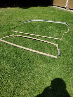 Oldsmobile Cutlass Supreme Vinyl Top Moldings  / G Body Vinyl Top Moldings