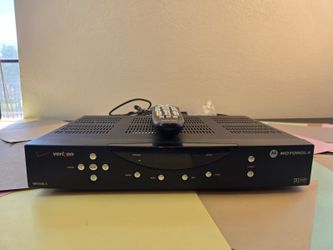 Motorola QIP2500-3 Verizon FiOS Set Top Box with Remote & Cables