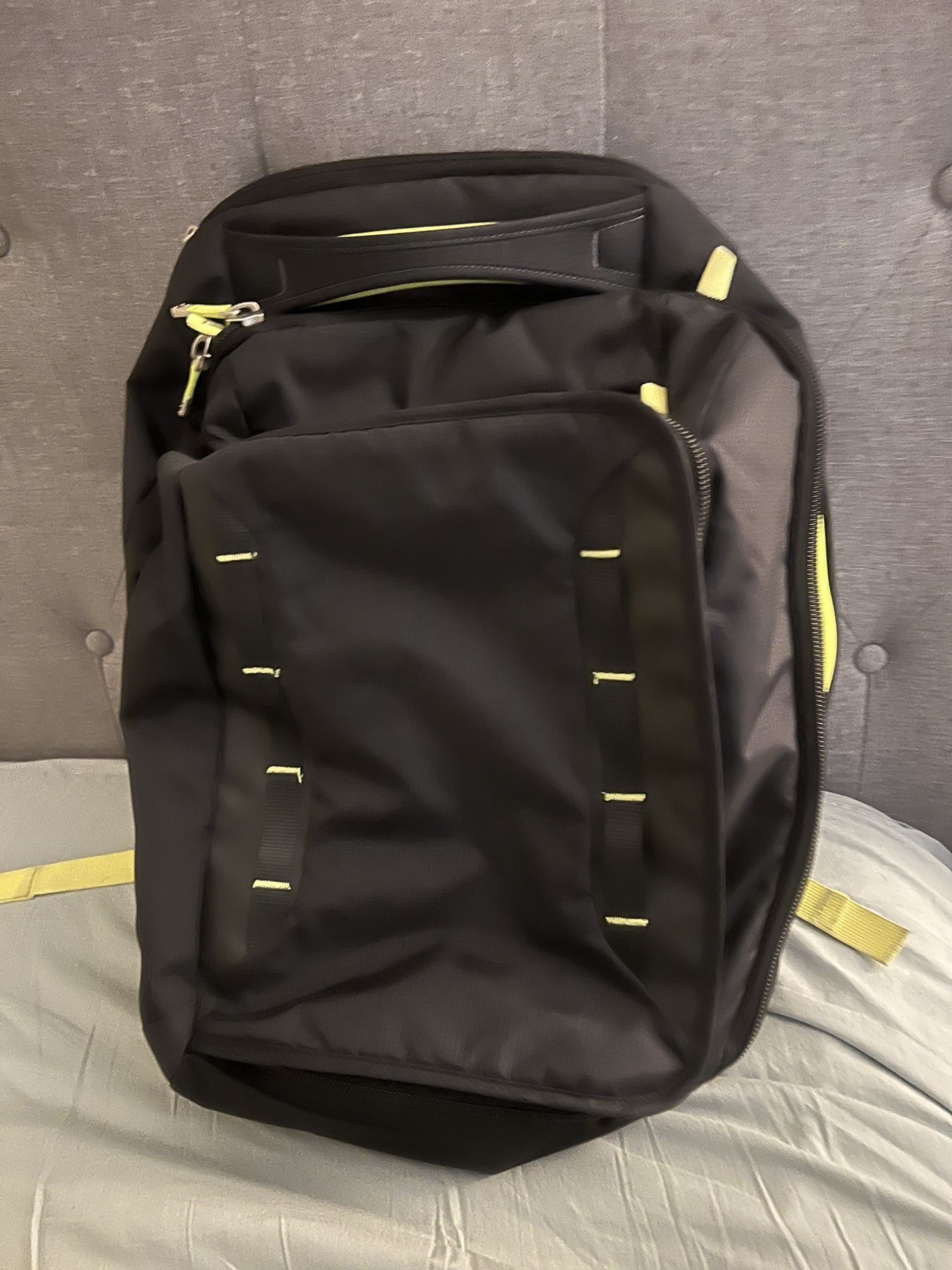 High Sierra Large 55L Convertible Backpack