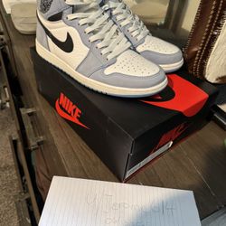 Jordan 1 University Blue 