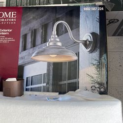 Exterior Wall Lantern
