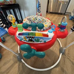 Little Einstein 2-1 Airplane Jumper 