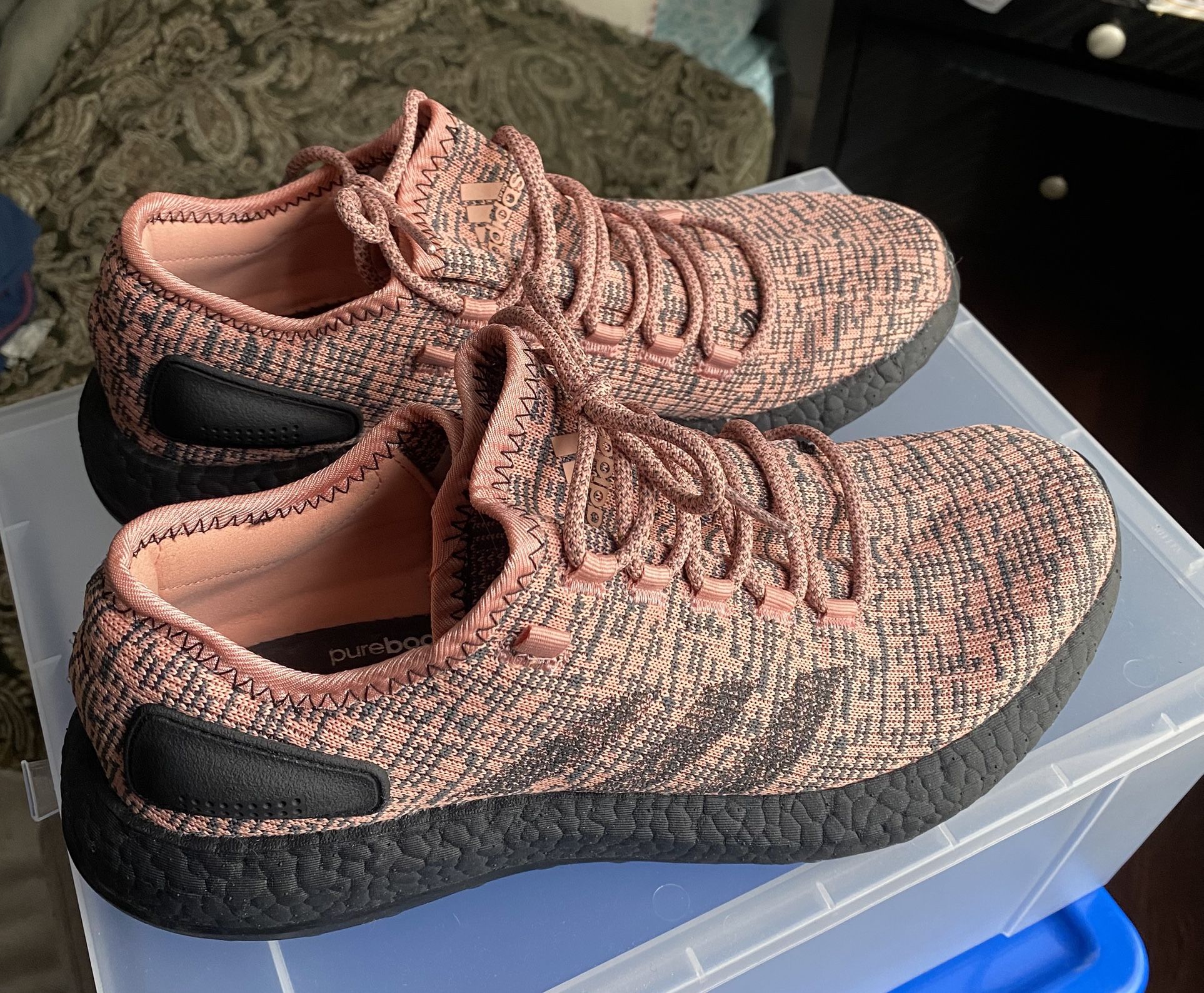 Adidas Pureboost Shoes Men’s Size 10.5 Salmon Pink Black Athletic CG2985 Boost