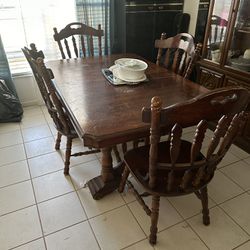 Vintage Dining Table w/ 4 Chairs