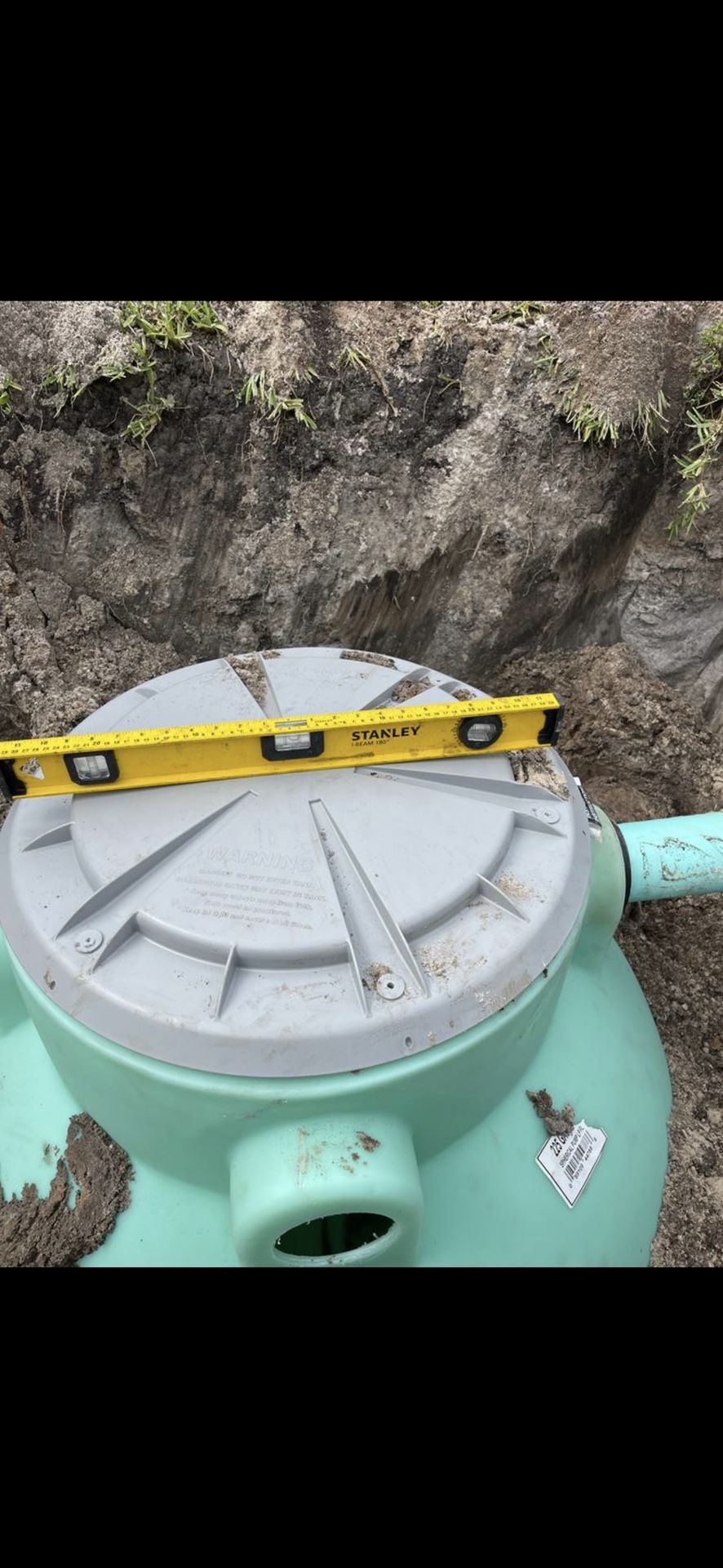 Septic System . Sistema Séptico .