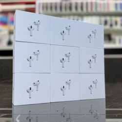 AirPods Pro 3 (Latest Model) (Take It Home In Payments/ llévatelo a casa en pagos) Only $10 Down 