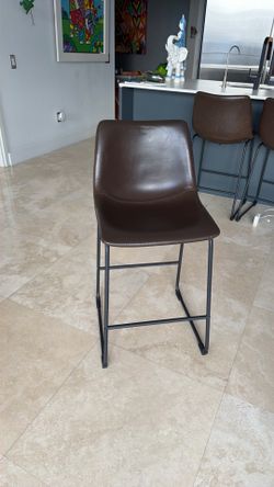 4 Bar Stools