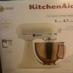 KitchenAid Tilt head Mixer