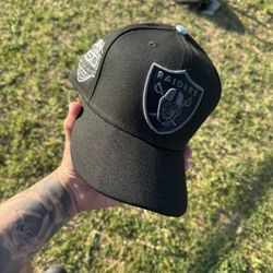 Raiders Fitted