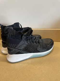 APL MENS TENNIS SHOES