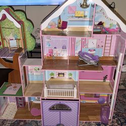 Doll house