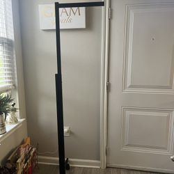 👗 Heavy-Duty Industrial Metal Garment Rack (Adjustable) – Katy, TX 77494