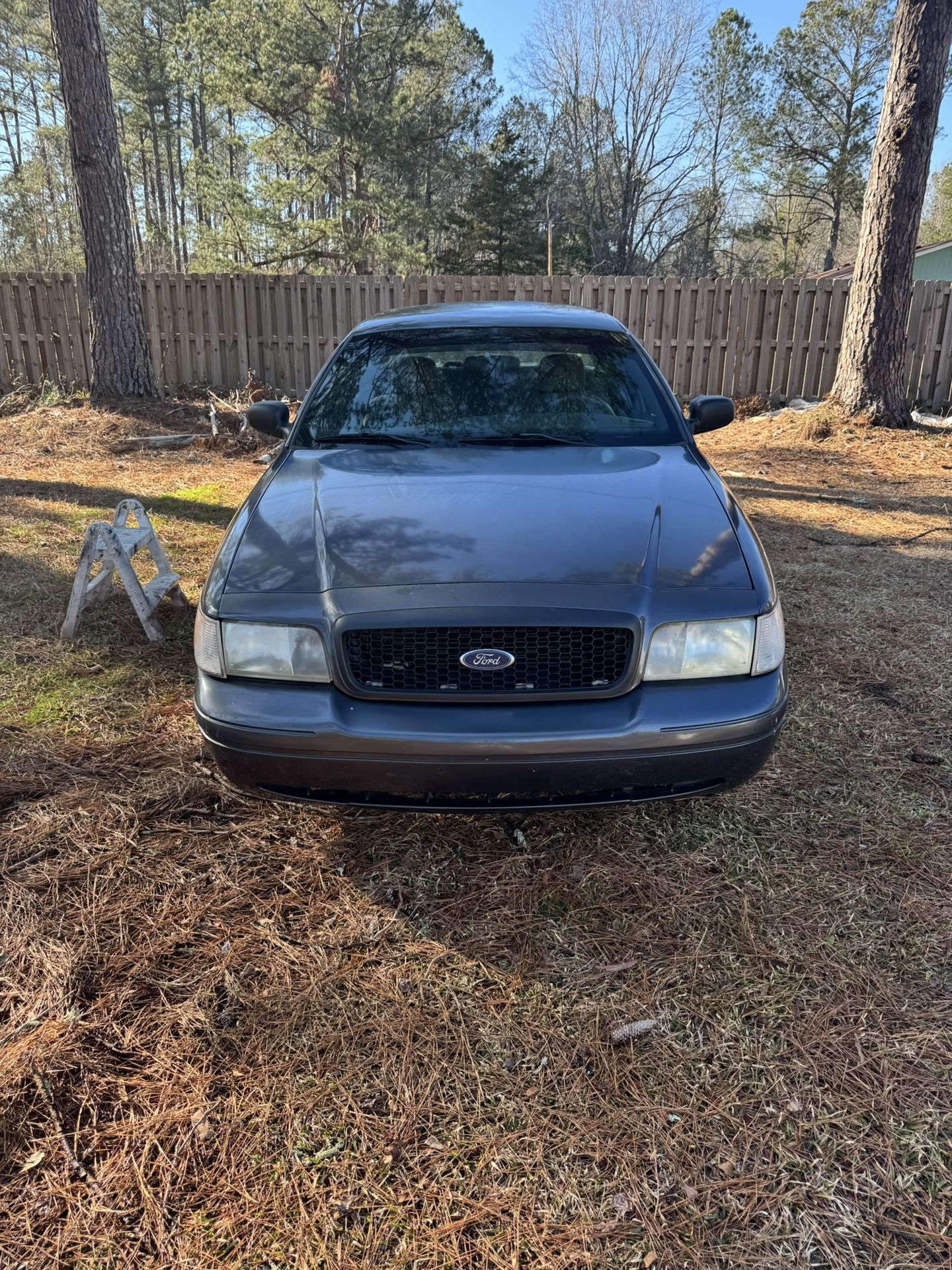 2005 Ford Crown Victoria