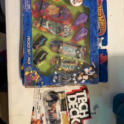 Hot Wheel Skateboard Pack