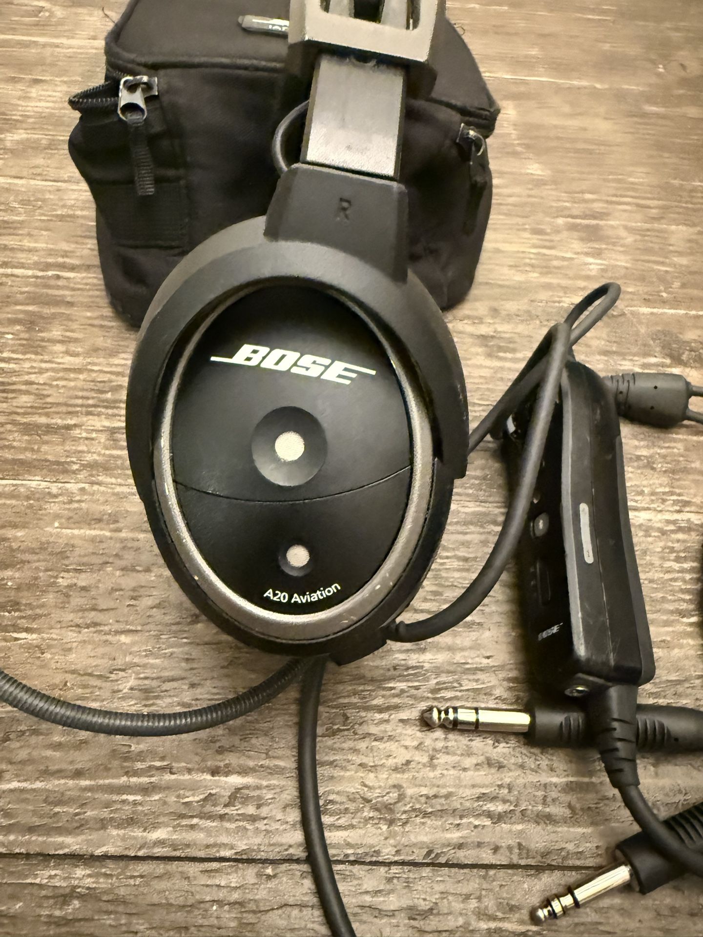  Bose A20 Aviation Headset.