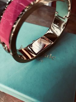 Kate Spade Tickled Pink “Carousel” Watch w/Box for Sale in 