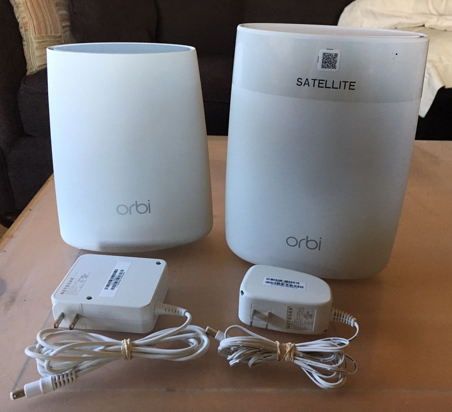 Netgear Orbi Mini Router AC2200 RBR40 WiFi & RBS50 AC3000 Satellite