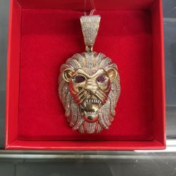 14k Lion Pendant 