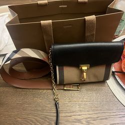 Burberry Purse N Matching Belt