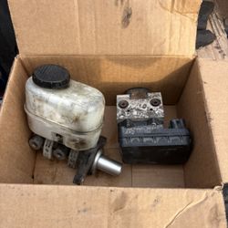 Ford Ranger OEM Master Cylinder 