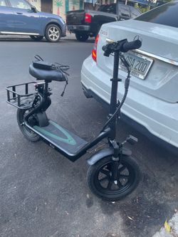 Electric scooter