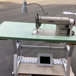 Juki DDL5550 Industrial Sewing Machine