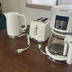 Black + Decker Coffee, Tea Kettle, Toaster Set